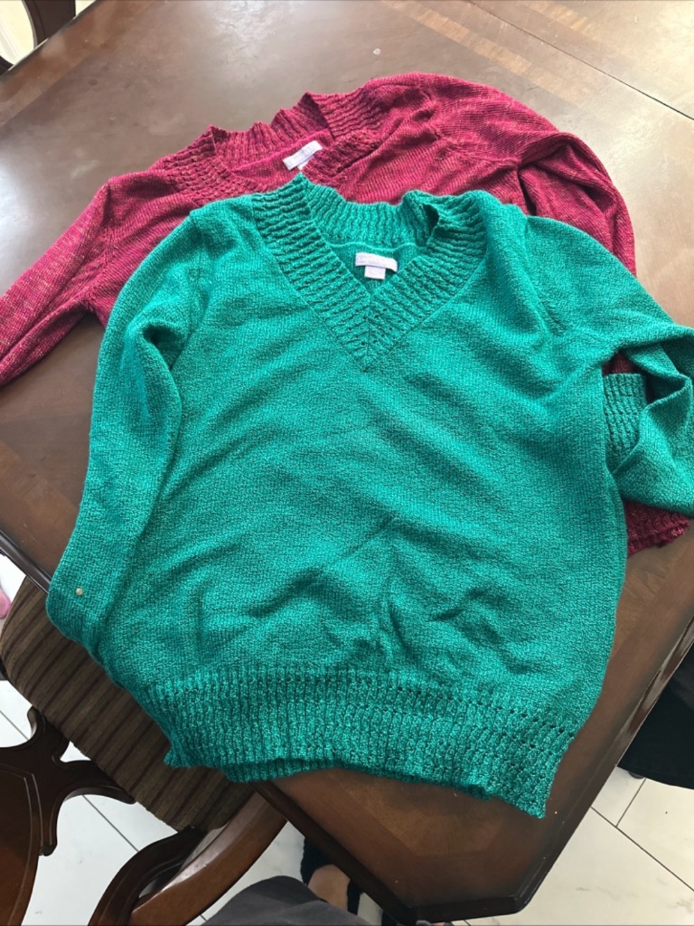 Laura Scott Emerald Green V-Neck Sweater